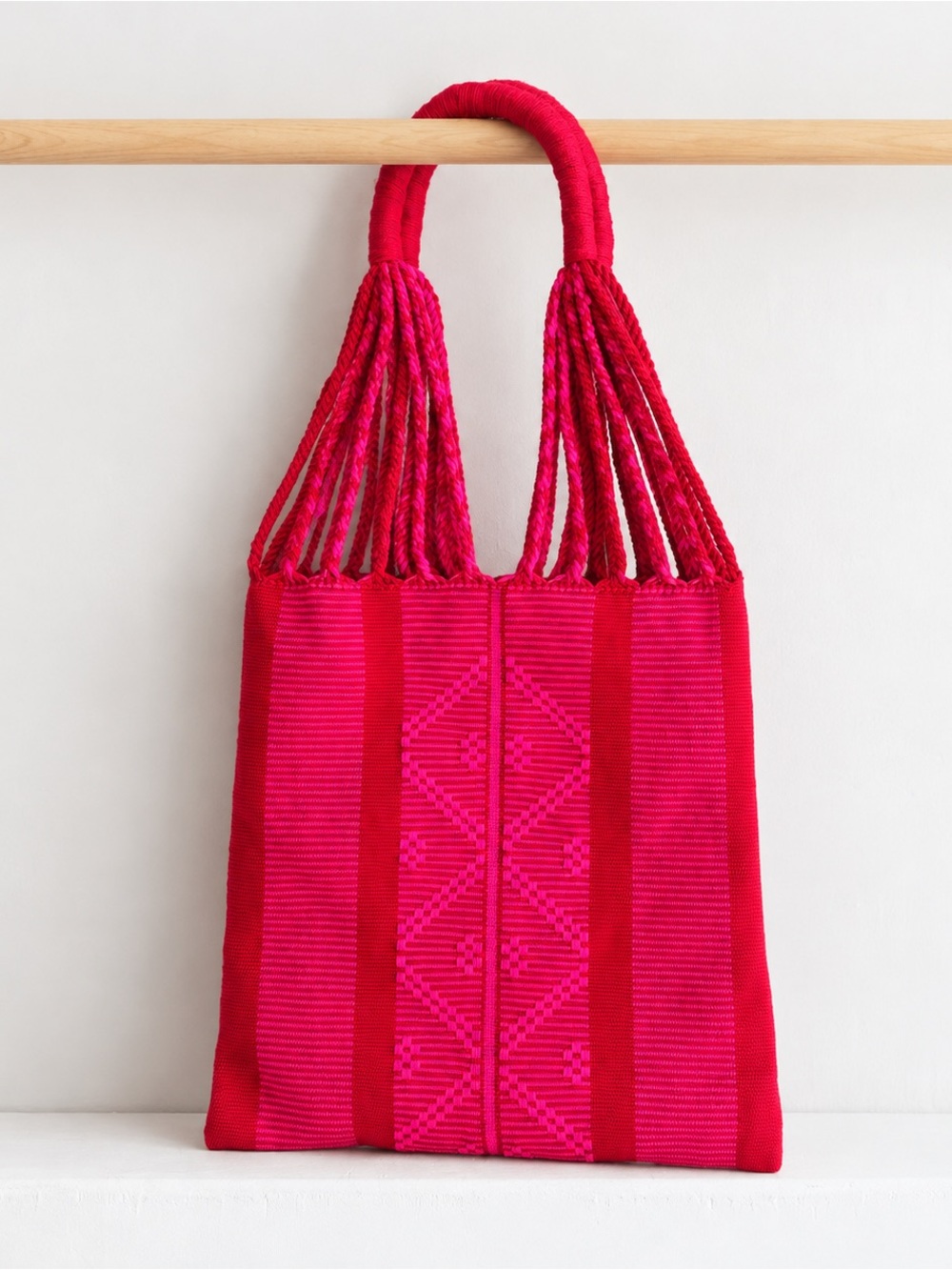 NEW PAJARA PINTA Feeling Good Woven Pink Hammock Tote Bag